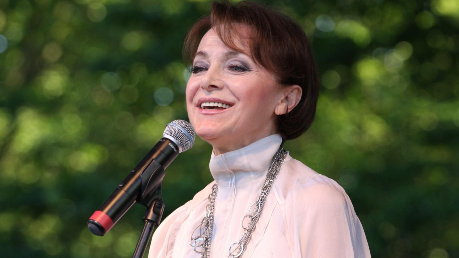 Irena Jarocka rozbrajała uśmiechem i czarowała głosem. Zmarła dokładnie