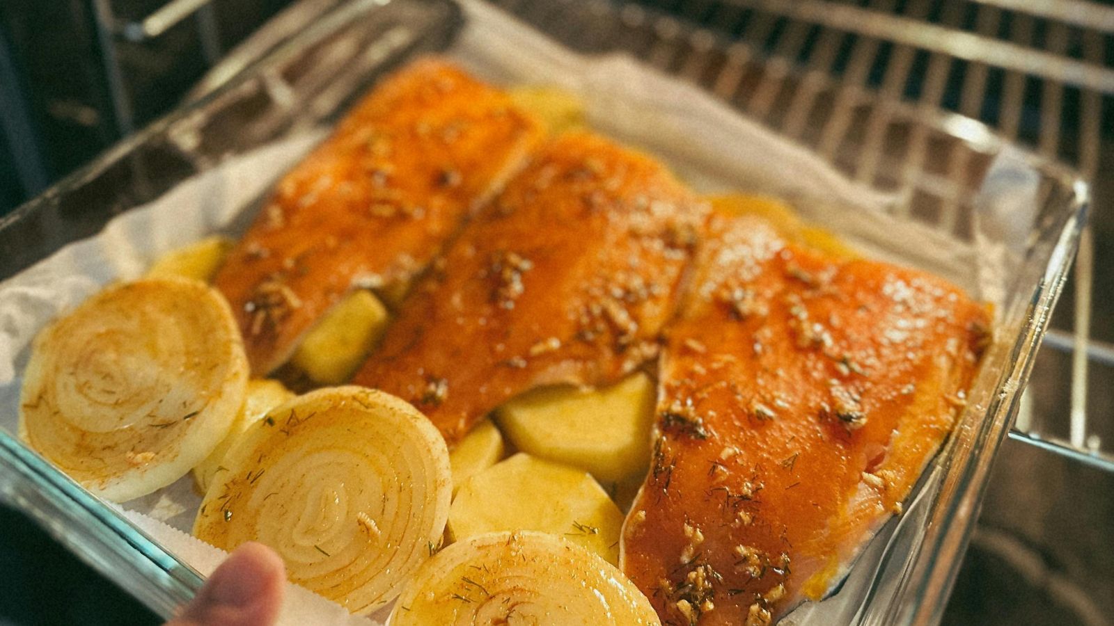 Na świątecznym stole sprawdzi się większość ryb. Ogranicza nas jedynie wyobraźnia.